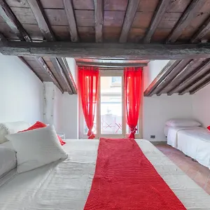  Maison d'hôtes Vg Fontana Di Trevi - 5 Stelle Con Balcone