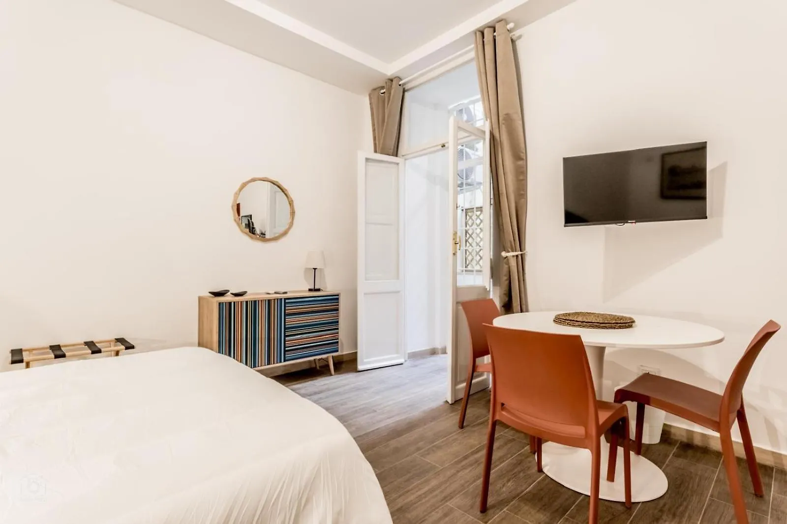Affittacamere Hotel Magnanapoli 2024 Roma