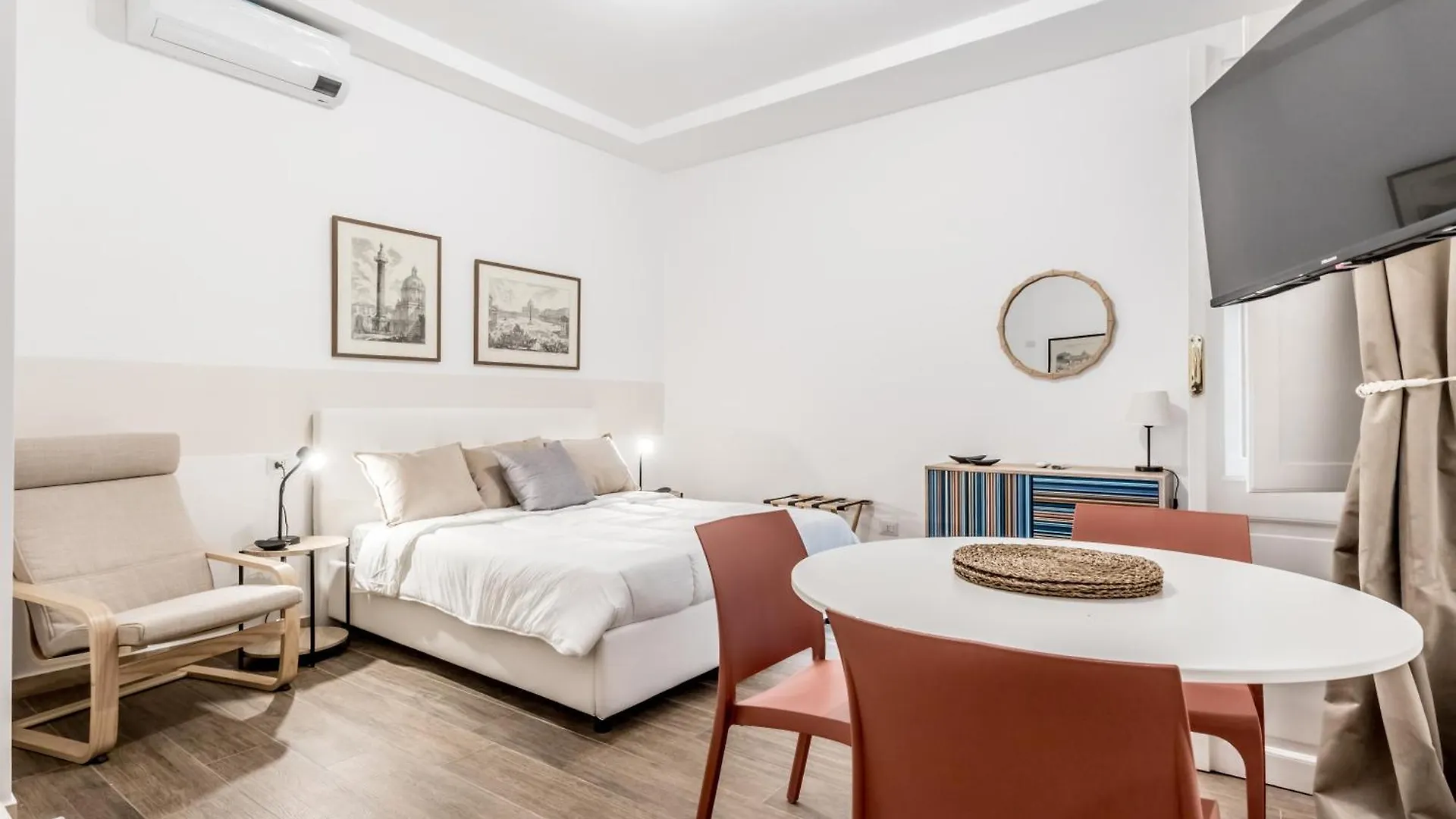 Hotel Magnanapoli 2024 Roma Italia